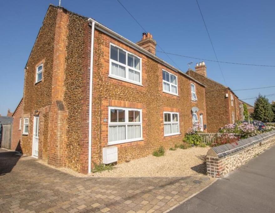 היצ'ם Wren Cottage מראה חיצוני תמונה